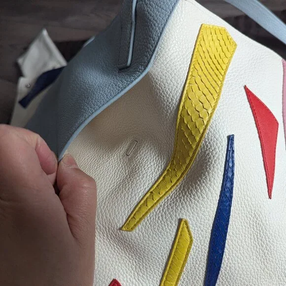 Akris Ai Medium Leather Shoulder Tote Special Edition Avant Garde Patchwork - Picture 5 of 16